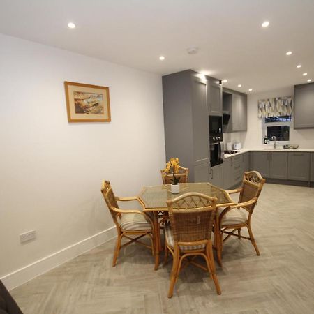 Apartamento Eversley'S Mews Londres Exterior foto